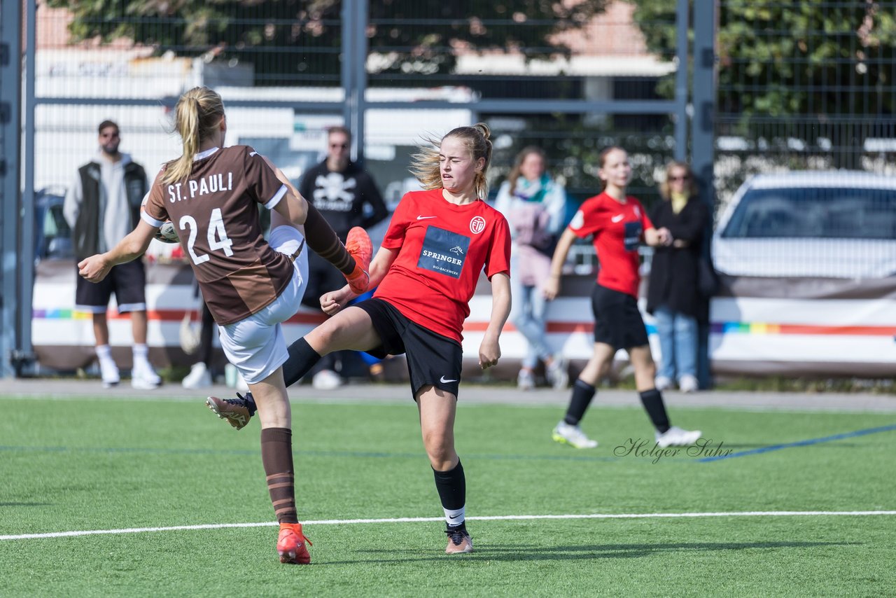 Bild 323 - wBJ FC St. Pauli - Eimsbuetteler TV : Ergebnis: 3:4